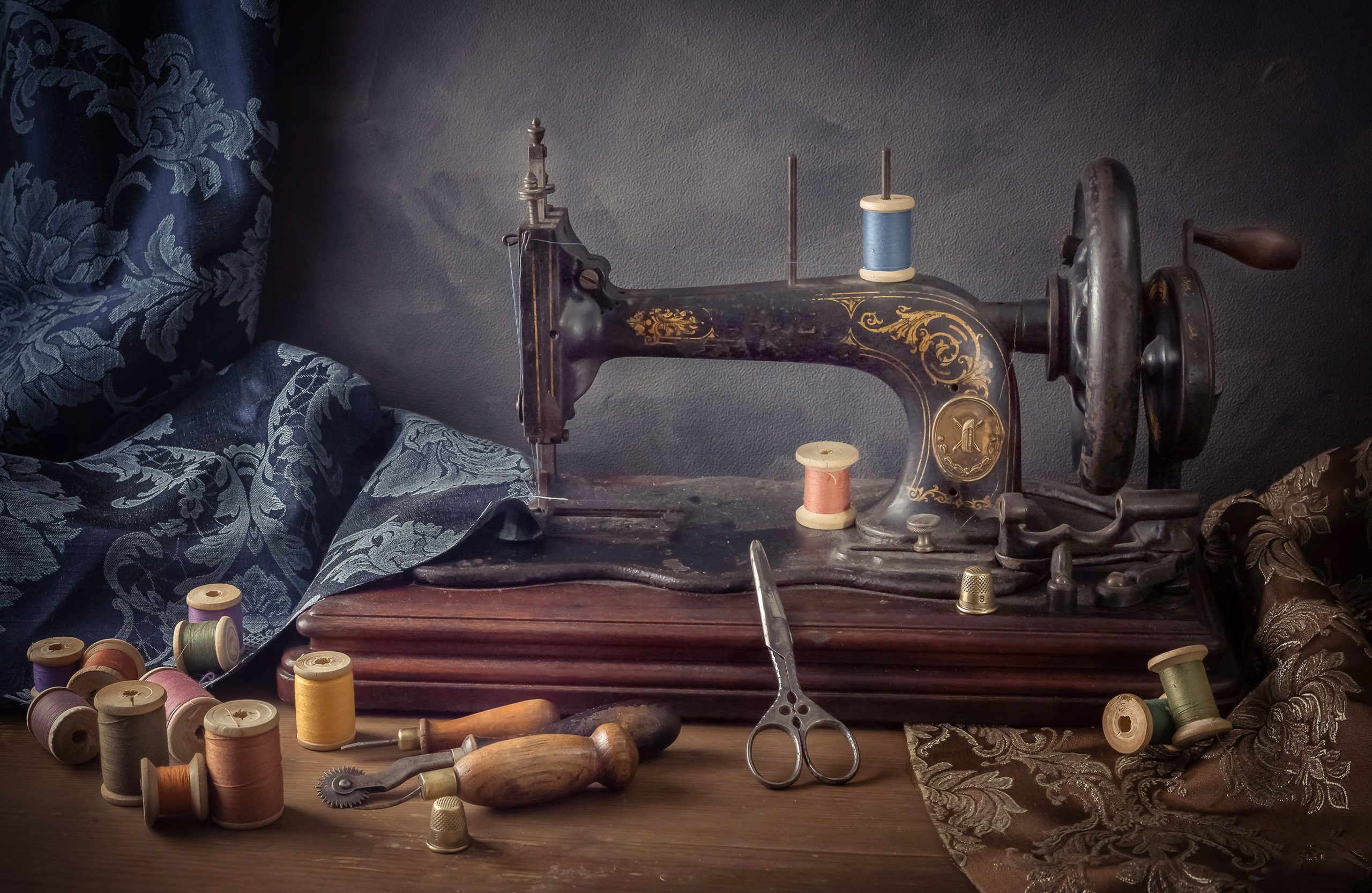 The (Dramatic) History of the Sewing Machine - Cathey's Sewing Vacuum